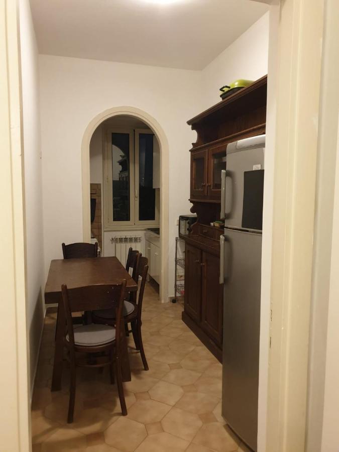Licia Penthouse Rom